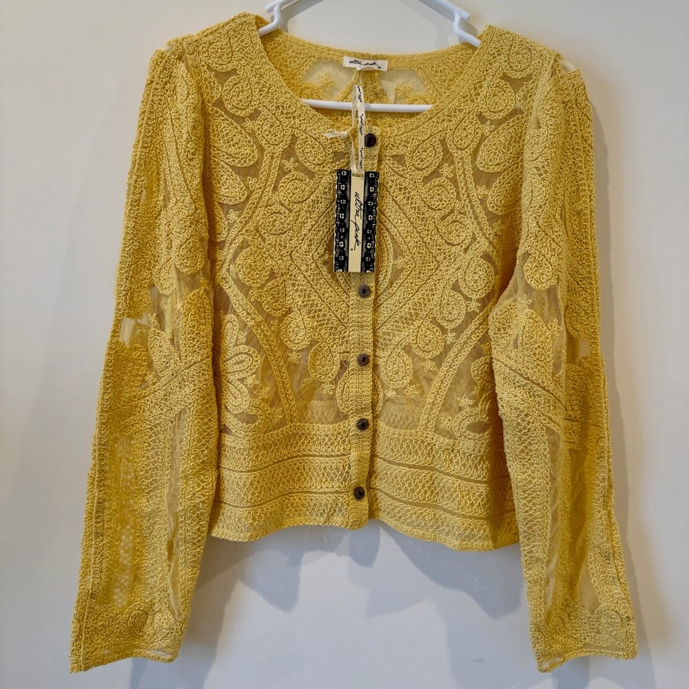 Ultra Pink Crochet Lace Knit Cardigan Top in Yellow Size M NWT